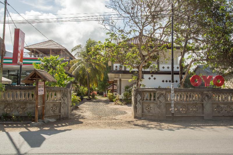 Oyo 1895 Lamancha Homestay Kuta  Eksteriør billede